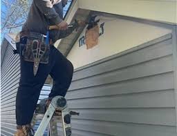 Affordable siding repair and maintenance services in Sumner, IL